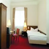 Отель Schwan Und Post Business Quarters 4*