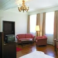 Schwan Und Post Business Quarters