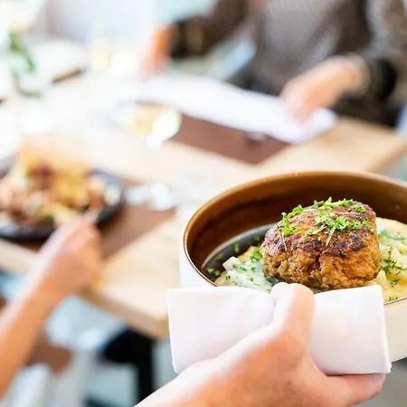 Schwan Und Post Business Quarters Отель