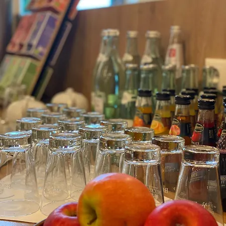 Schwan Und Post Business Quarters