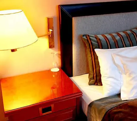 Schwan Und Post Business Quarters Hotel