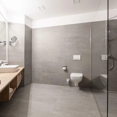 Schwan Und Post Business Quarters Hotel