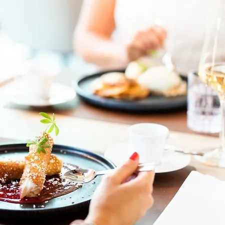 Schwan Und Post Business Quarters Hotel