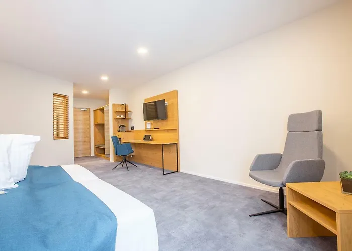 Schwan Und Post Business Quarters 4*